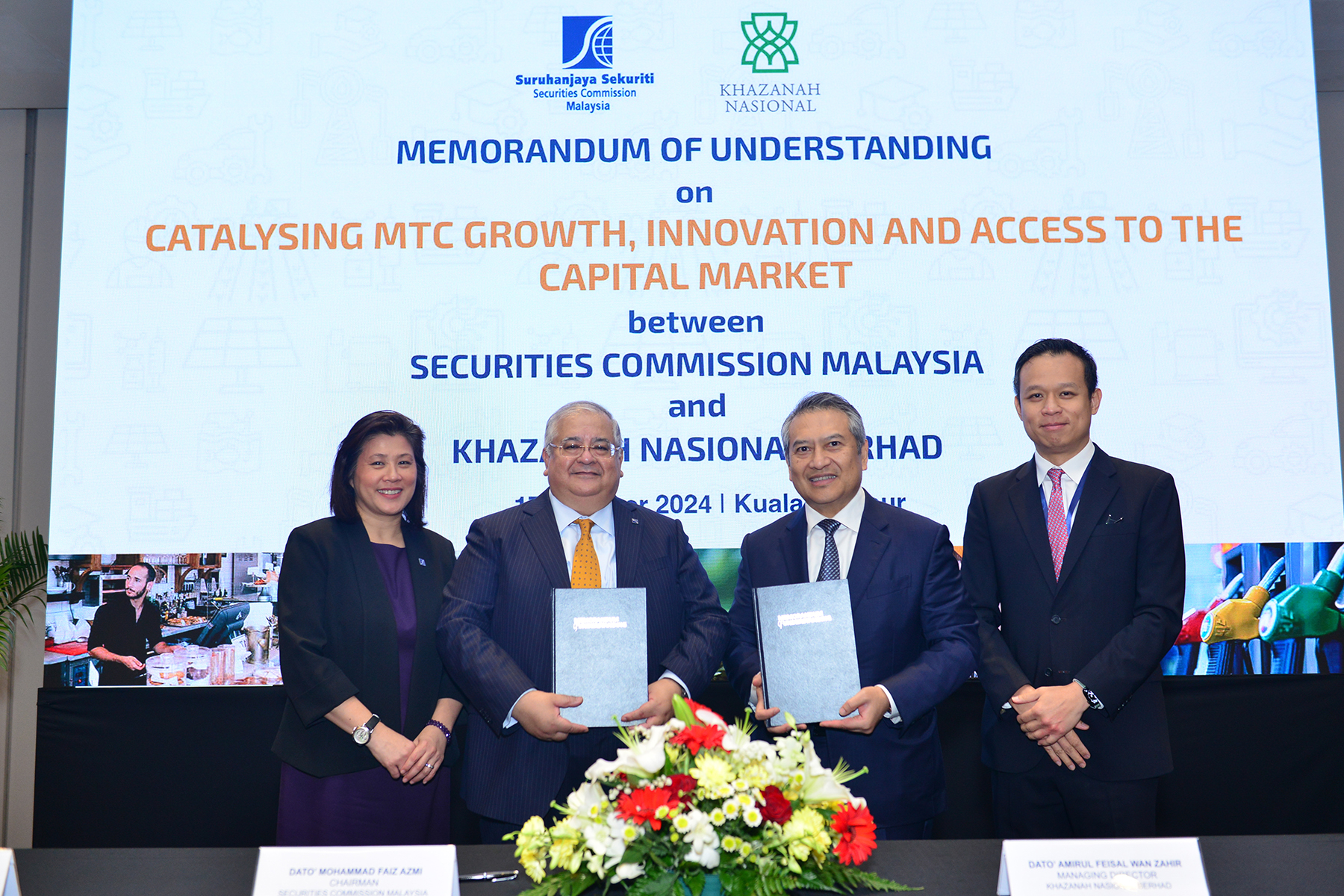 [from left to right]: Datin Azalina Adham, Managing Director of the Securities Commission Malaysia (SC) Dato’ Mohammad Faiz Azmi, Chairman of the SC Dato’ Amirul Feisal Wan Zahir, Managing Director of Khazanah Nasional Berhad Bryan Lim, Executive Director, Investments of Khazanah Nasional Berhad